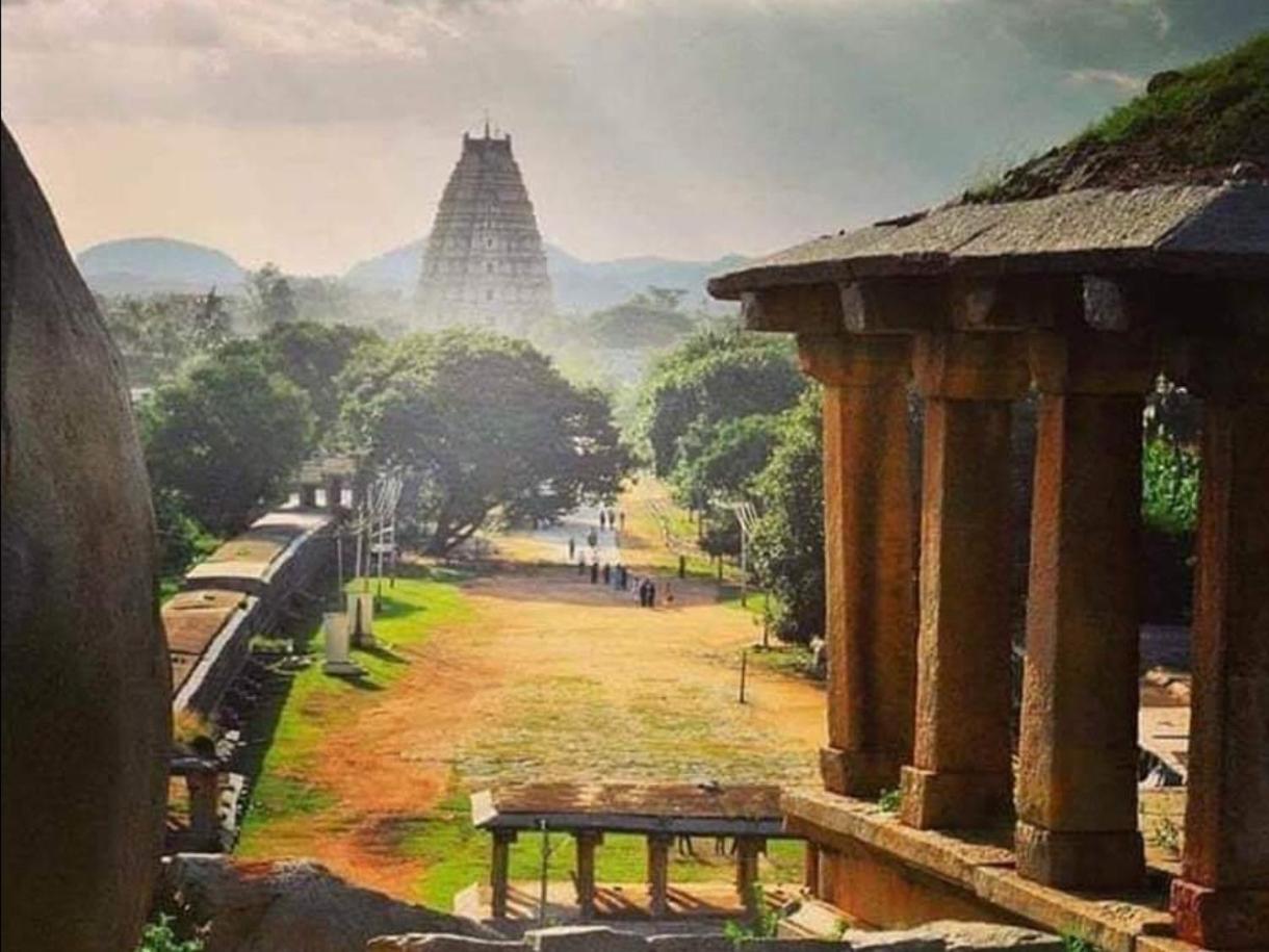 Om Shanti Om Home Stay & Cafe Hampi Εξωτερικό φωτογραφία